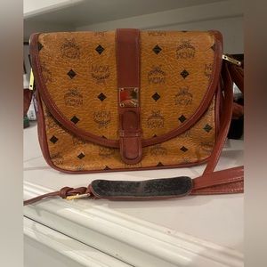 EUC MCM Vintage gorgeous handbag monogram labeled tan/ black